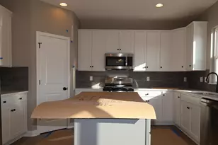 301 Reign Way, Pataskala, OH 43062 - Photo 5