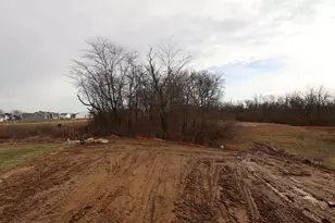 305 Olympic Loop, Commercial Point, OH 43116 - Photo 13