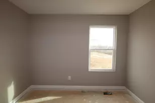 305 Olympic Loop, Commercial Point, OH 43116 - Photo 11