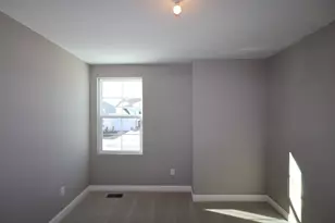 305 Olympic Loop, Commercial Point, OH 43116 - Photo 11