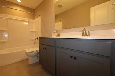 305 Olympic Loop, Commercial Point, OH 43116 - Photo 9