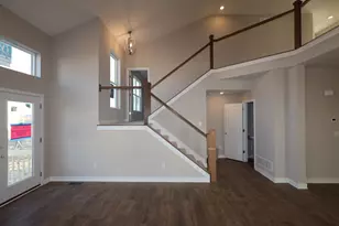 284 Olympic Loop, Commercial Point, OH 43116 - Photo 7