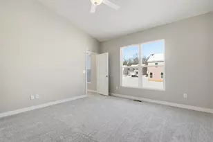 284 Olympic Loop, Commercial Point, OH 43116 - Photo 19