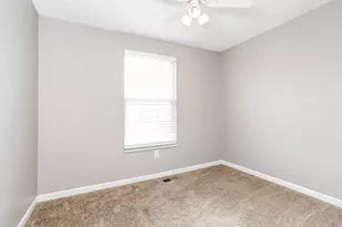 4784 Orangeburg Dr, Columbus, OH 43228 - Photo 11