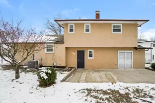 1668 Kildare Pl, Columbus, OH 43228 - Photo 15