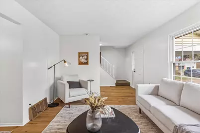 1929 Holly Ridge Road, Columbus, OH 43219 - Photo 5