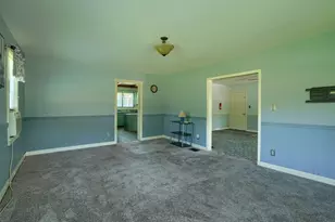 61823 US-50, McArthur, OH 45651 - Photo 9