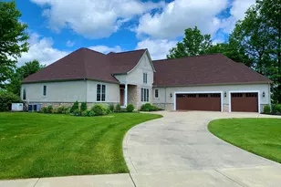 9800 Malibu Ct, Plain City, OH 43064 - Photo 1