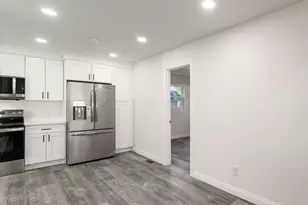 2247 Safford Ave, Columbus, OH 43223 - Photo 15