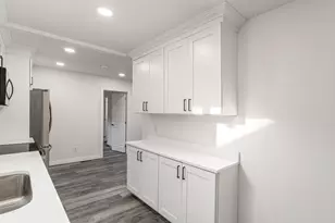 2247 Safford Ave, Columbus, OH 43223 - Photo 13