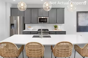 319 Rye St, Galloway, OH 43119 - Photo 7