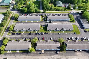 24 Village Pointe Dr, Powell, OH 43065 - Photo 1