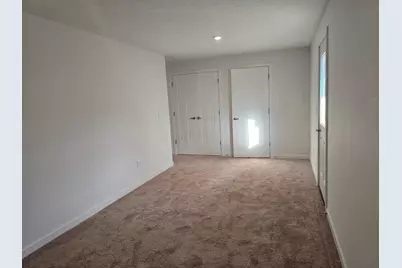 2693 Meigs Drive, Columbus, OH 43207 - Photo 3