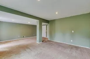 2721 Woodland Trail Dr, Columbus, OH 43231 - Photo 13