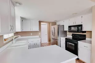 2721 Woodland Trail Dr, Columbus, OH 43231 - Photo 9