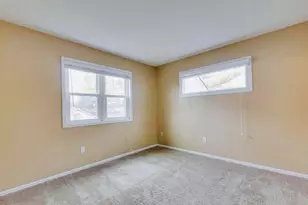 2721 Woodland Trail Dr, Columbus, OH 43231 - Photo 17