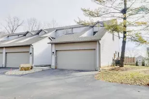 2721 Woodland Trail Dr, Columbus, OH 43231 - Photo 3