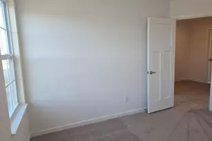 2685 Meigs Dr, Columbus, OH 43207 - Photo 23