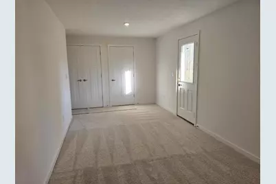 2681 Meigs Drive, Columbus, OH 43207 - Photo 3