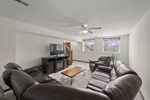 3664 Grimes Dr, Columbus, OH 43204 - Photo 21