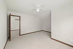 3664 Grimes Dr, Columbus, OH 43204 - Photo 31