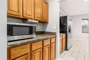 8133 Worthington Crsg Dr, Westerville, OH 43081 - Photo 15