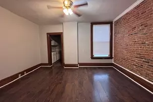 884 E Whittier St, Columbus, OH 43206 - Photo 3