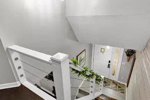 2800 Overview Ct, Columbus, OH 43231 - Photo 3