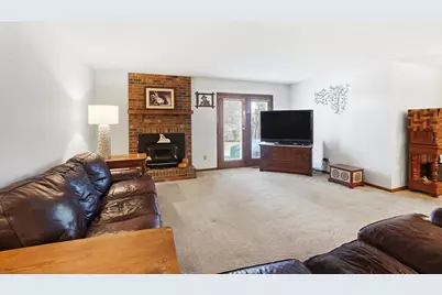 3213 Parkview Circle, Grove City, OH 43123 - Photo 7