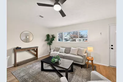 3105 Wessex Court, Columbus, OH 43232 - Photo 5