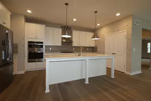 4537 Corsican Loop E, Hilliard, OH 43026 - Photo 3