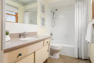 5674 Lindenwood Rd, Columbus, OH 43229 - Photo 15