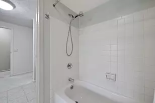 5108 Ranstead Ct, Columbus, OH 43220 - Photo 17