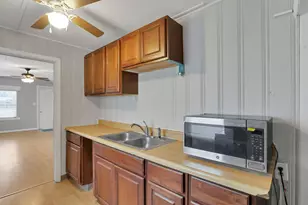 3217 Main St, Dayton, OH 45439 - Photo 13