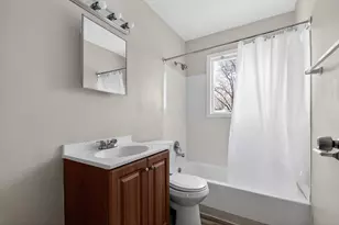 1042 S Hampton Rd, Columbus, OH 43227 - Photo 27