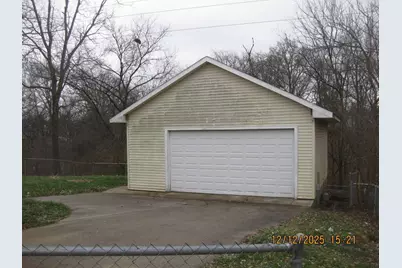 8873 Canoe Drive, Galloway, OH 43119 - Photo 3