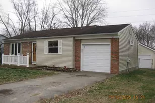 8873 Canoe Dr, Galloway, OH 43119 - Photo 1