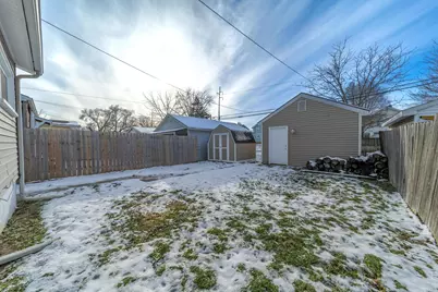 645 Henry Street, Marion, OH 43302 - Photo 5