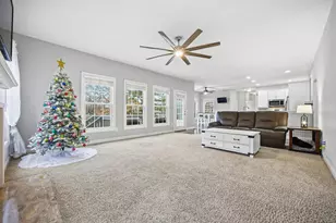 477 Stratshire Ln, Columbus, OH 43230 - Photo 15