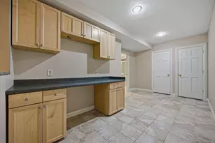 477 Stratshire Ln, Columbus, OH 43230 - Photo 67