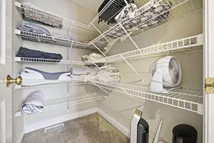 477 Stratshire Ln, Columbus, OH 43230 - Photo 43