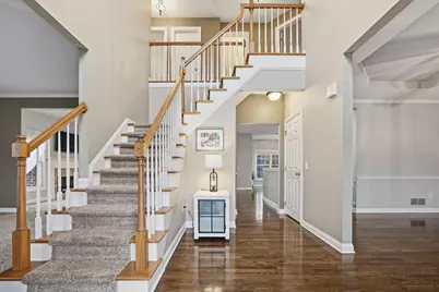 477 Stratshire Lane, Columbus, OH 43230 - Photo 5