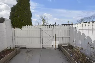 1221 Bethel Rd, Columbus, OH 43220 - Photo 25