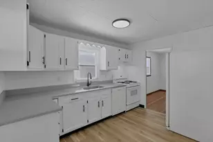 408 Derrer Rd, Columbus, OH 43204 - Photo 13