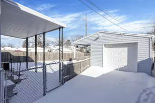 408 Derrer Rd, Columbus, OH 43204 - Photo 39