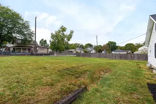 2220 Sale Rd, Columbus, OH 43224 - Photo 9
