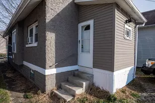 519 Locust St, Coshocton, OH 43812 - Photo 17