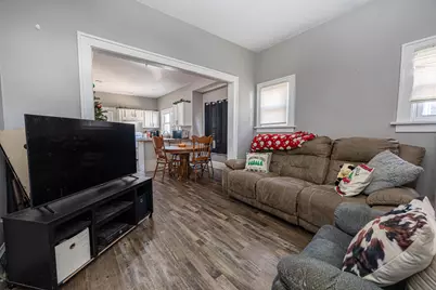 519 Locust Street, Coshocton, OH 43812 - Photo 7