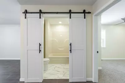 6631 Fascination Way, Hillsboro, OH 45133 - Photo 15