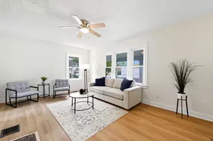 2143 Leonard Ave, Columbus, OH 43219 - Photo 5